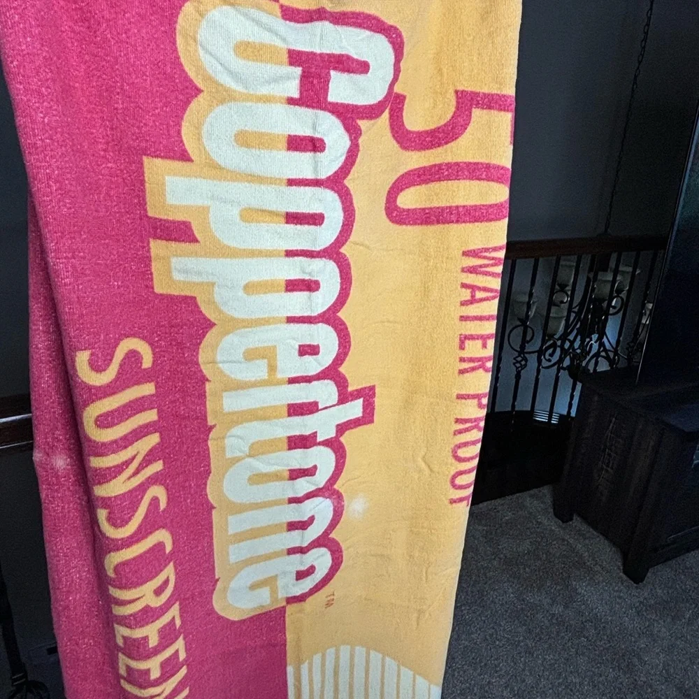 Coppertone Sunscreen Beach Towel 100% Cotton Colorful Collectible Vintage Beach
